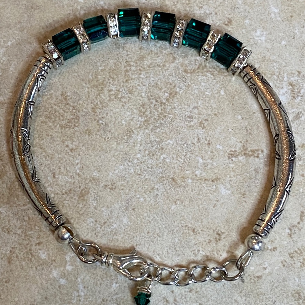 Jeweled bracelet